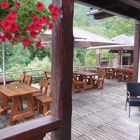 Pivovar Buc Penzión pre hostí 3*